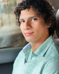 Dice @karlyfornos que salgo guapo 😬