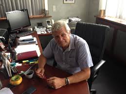 L'hôpital : le maire rallume quelques lampadaires pour faire face au  vandalisme