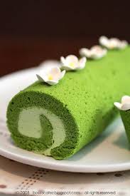 Macha Roll Cake By Bossacafez Via Flickr Matcha Green Tea Recipes Matcha Roll Cake Green Tea Recipes