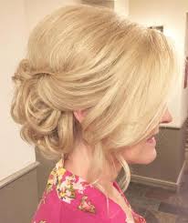 In addition, given the length and volume, options may also be considerably limited. 50 Ravishing Mother Of The Bride Hairstyles