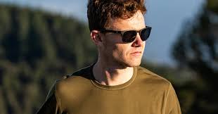 Using a special technique, sunglasses maker de rigo used diamonds that are laid out so closely together they refract fiery brilliance. 12 Best Men S Sunglasses Under 50 Of 2021 Hiconsumption