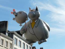Balloon Parade The Comic Strips Festival In Brussels 2012 By Dominique Du Rouge Cloitre Panoramio Comic Strips Street Art Minet