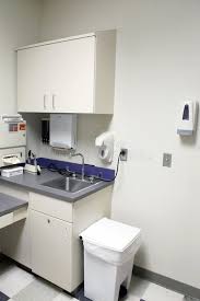 Doctor S Office The Inside Of A Doctors Examination Room Aff Office Doctor Doctors Room Examin Doctor Office Medical Examination Medical Training