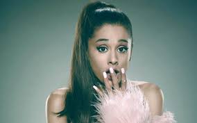 She got her first inking in 2012 when she was 18. Vozlyublennyj Ariany Grande Sdelal Tatu V Ee Chest Muzyka Pervogo