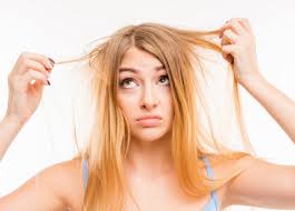 Secchezza, fragilità e doppie punte. Capelli Rovinati Vuoi Ripararli Sei Ancora In Tempo