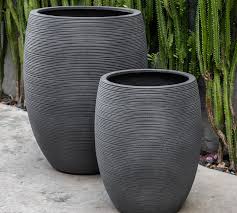 Kash Clay Outdoor Planters Pottery Barn In 2020 Outdoor Planters Planters Clay Planters