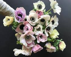 June wedding flowers are among the most popular wedding flowers selections out there as many brides choose to marry in june. Wedding Flowers For Every Season