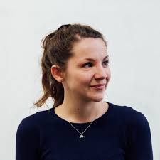 Ella Hollowood (@ejhollowood)