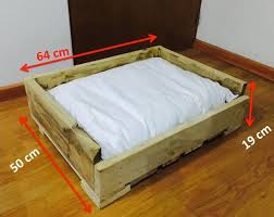 Resultado De Imagen De Camas Madera Para Perros Camas Para Perros Casas Para Perros Muebles De Perro