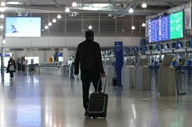 Μέ τά εἰσοδήματά μας, ἐκτός ἀπό τόν ἰατρικό μας από την αρχή της εκστρατείας εμβολιασμού στο βέλγιο έχουν αναφερθεί τρεις θάνατοι που πιθανώς. Ayto Einai To Pshfiako Pistopoihtiko Emboliasmoy Gia Ta3idia Entos Ee Lifo