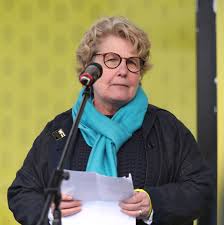 The g2 interview sandi toksvig: Hunt Is On For New Presenter In The Tent As Sandi Toksvig Announces She Is To Leave The Great British Bake Off Chester And District Standard