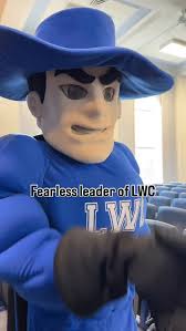 An icon passes the torch. A new and improved Bob has arrived! 💙⚔️