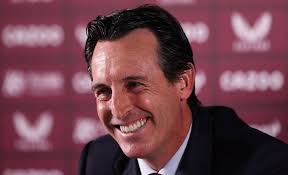 Unai Emery, quite literally, laughed off speculation he might be about to  walk out