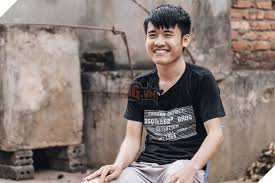Kéo xuống dưới rồi bấm vào nút màu cam để xem online hoặc tải về máy (file excel). HÆ°ng Vlog La Ai Chang Trai Ä'á»©ng Sau Sá»± Thanh Cong Cá»§a Ba Tan Vlog