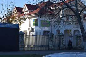 Din păcate atmosfera este poluată iar fumul a ajuns și în municipiul buzău, cu toate că avem doi, trei kilometri până în centru. Garda De Mediu Comisariatul Judetean Buzau Buzau Institutii Publice Private Institutii Publice Nationale