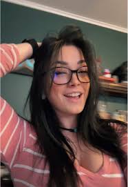 Soft Goth Aesthetic: Makeup and Style Tips