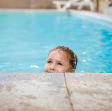 Pipi Im Schwimmbecken Was Ist Dran Am Mythos Vom Schwimmbadgeruch Stern De