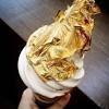 Es krim the golden opulance sundae disajikan di 3 restoran di new york, dan merupakan makanan penutup paling mahal di dunia. 1