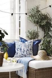 Strimsporre Cushion Cover White Blue Ikea Switzerland In 2020 Ikea New Ikea Decor