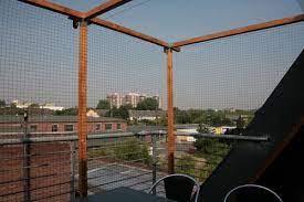 Leider gibt es auch vermieter, die das anbringen von katzennetzen nicht wünschen und auch. Komplett Offenen Balkon Ohne Bohren Vernetzen Bilder Gesucht Seite 2 Katzen Forum Katze Balkon Dachterrasse Katzensicher Balkon Katzensicher
