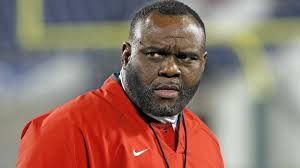 Three South Florida football coaches honored following turnaround seasons