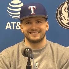 Daniel Ligon's Instagram, Twitter & Facebook