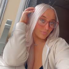 Emily Roemhild (@em_roemhild)