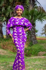 Hausawa kan ce sallah ta wuce ta bar wawa da bashi, amma a wannan karon sallar wucewa ta yi ta bar mutane da luguden laɓɓa kan wasu jerin bidiyo na matan aure suna rawa a gaban mazajensu a. Kyawawan Matan Arewa Home Facebook