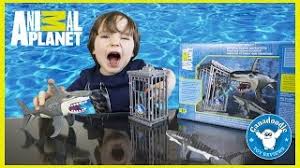 Animal planet mega bag 51 piece playset. Animal Planet Extreme Shark Adventure Playset Animal Planet Toys Canadoodle Toy Reviews Youtube