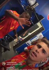 Fermin Y Su Novia Beso