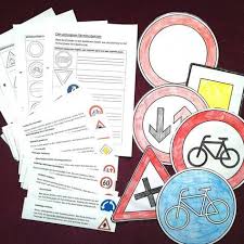 Ab Sofort Konnt Ihr Auf Meinem Blog Link Im Profil Ein Riesiges Selbsterstelltes Materialpake Verkehrserziehung Verkehrserziehung Grundschule Verkehrszeichen