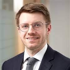 Daniel Chern's Instagram, Twitter & Facebook