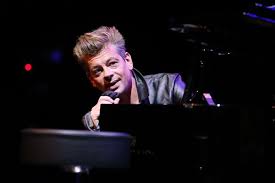 La cérémonie des victoires de la musique 2021 a lieu ce vendredi 12 février à la seine musicale en direct sur france 2 et france inter. Victoire De La Musique 2021 Decouvrez Les Artistes Regionaux Nommes Cette Annee