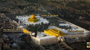 Rupanya banyak yang salah paham tentang dome of the rock atau kubah batu, yang mungkin merupakan gambaran terkait dengan temple mount, dan bahwa itu adalah sebuah masjid. Bikin Israel Sangat Bernafsu Ternyata Masjid Al Aqsa Simpan Rahasia Ini Di Balik Tanahnya Serambi Indonesia