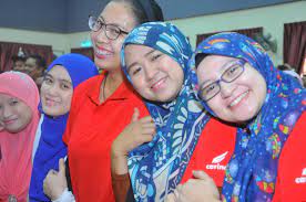 Kluster penyelidikan pembangunan dan dasar. Intan Sabah Kursus 2018 Malay Newsai