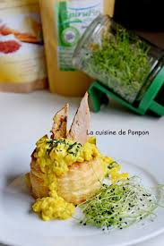 Vol Au Vent Aux Courgettes Batonnets De Filet De Pintade Sauce Au Curry Royal La Cuisine De Ponpon Rapide Et Facile Vol Au Vent Sauce Au Curry Feuille De Curry