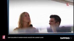 Qui est laurent luyat en dehors des émissions ? Tony Gallopin Et Son Epouse Marion Rousse Depites Face A Laurent Luyat Dans Velo Club Video Video Dailymotion