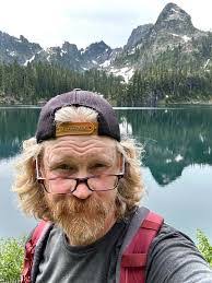 Daniel Paolini's Instagram, Twitter & Facebook