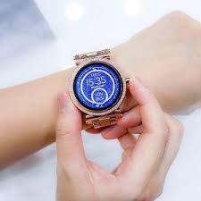 The huawei watch 3 is among the first products to run the company's own harmonyos. Die 10 Besten Damen Smartwatch Modelle 2021 Aktual Juli 2021