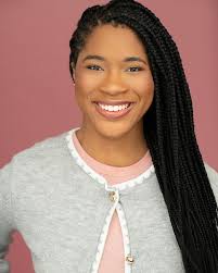 Thurs., May 31, 2024 • 🔥 new headshots with my new hairstyle by Ian from  @vancouverheadshotphotographer with equally 🔥 makeup done by  @sarahmartellmua ! 🤗