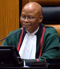 Two of the five supreme court judges are white, including the chief justice, anthony gubbay.• Chief Justice Of South Africa Wikiwand