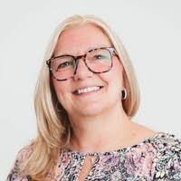 90+ "Squires" profiles