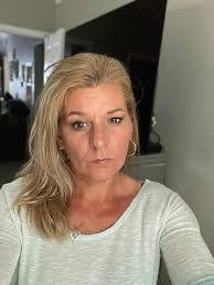 Crystal Mahoney's Instagram, Twitter & Facebook