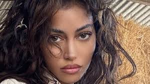 Kimberly Ramon's Instagram, Twitter & Facebook