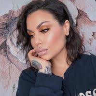 Jennifer Dauria's Instagram, Twitter & Facebook