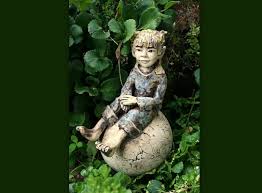 Gartenfiguren Keramik Elfe Fee Gartenfigur Beetstecker Gartenfiguren Gartenkeramik Figur