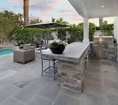 outdoor kitchen. the outdoor kitchen
