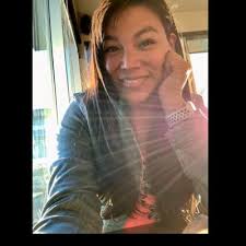 Erin Arnett (@erinmichels)