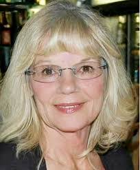 Debra Nutt's Instagram, Twitter & Facebook