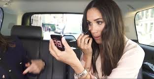 Did you fall in love with meghan markle's royal wedding makeup as much as we did? Meghan Markle Did A Makeup Tutorial In The Back Of An Uber And We All Missed It